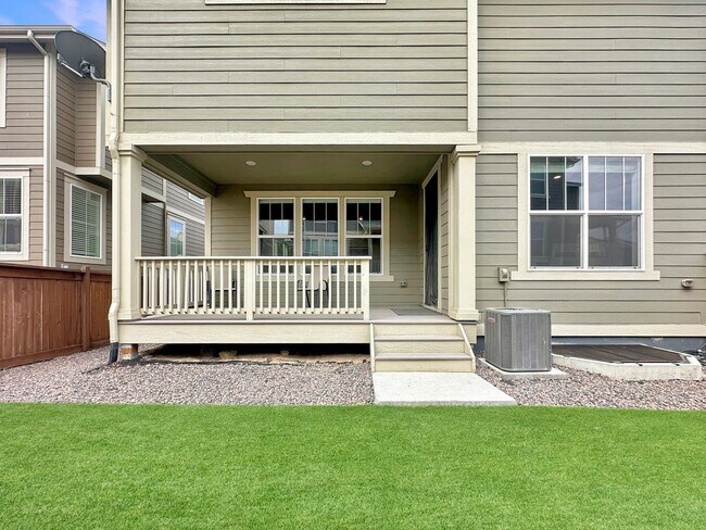 Building Photo - For Rent | $3,200/Month | 3 Bed | 3 Bath |...