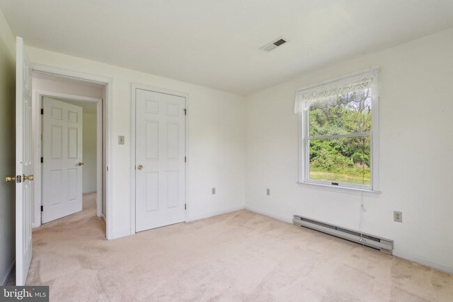 Building Photo - 13098 Picnic Woods Rd