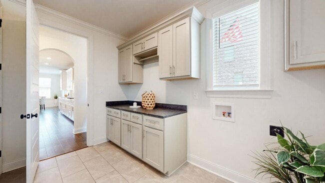 Building Photo - 4762 Magnolia Pk Cir W