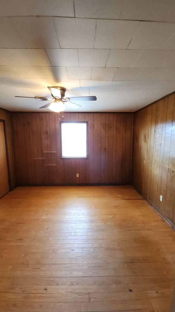 Building Photo - 605 N Front St