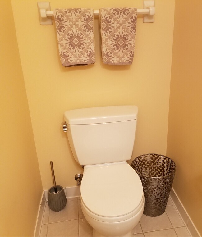 2nd Bathroom - 7540 Edinborough Way