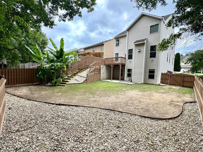 Building Photo - 6035 Falls Landing Dr