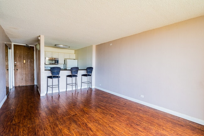 Primary Photo - 98-500-500 Koauka Loop