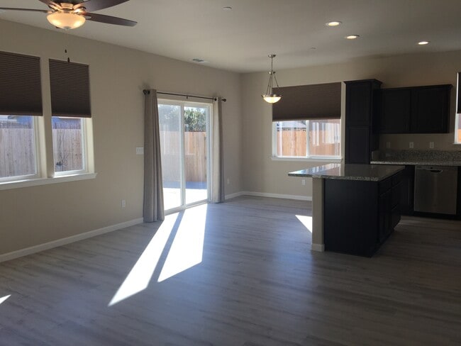 Building Photo - 4343 Paulson Ln