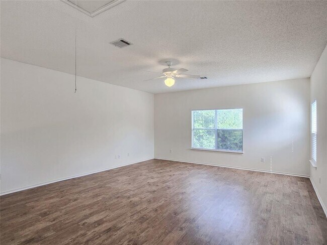 Building Photo - 8321 Cambria Dr