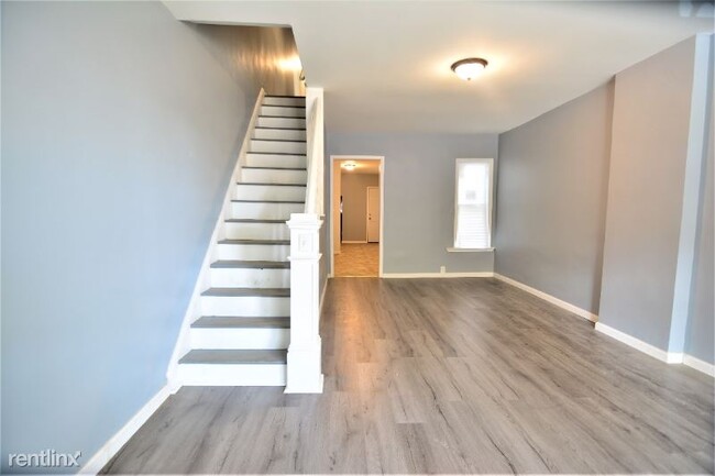 Building Photo - 4 br, 1 bath House - 322 Hanover Ave