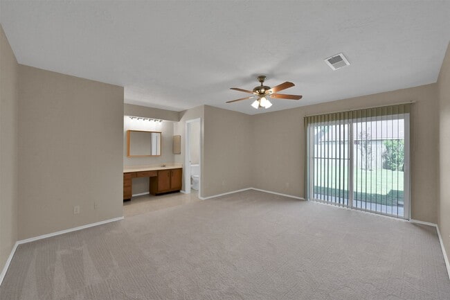 Building Photo - 4718 Cypressdale Dr