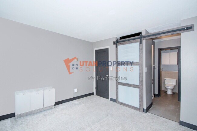 Building Photo - 87 W 300 N