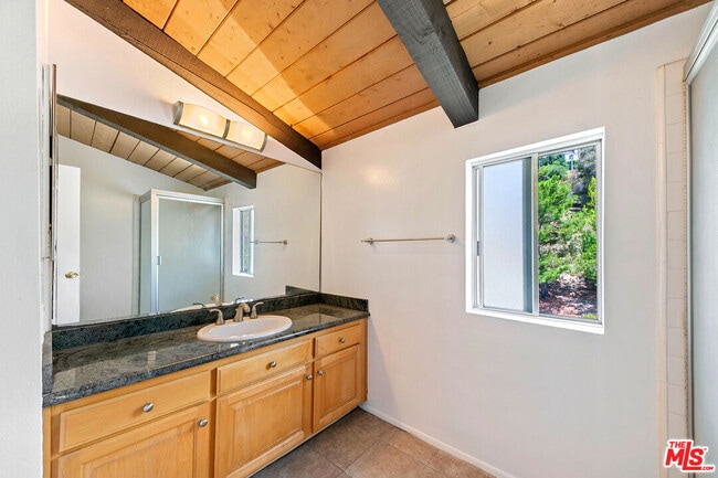 Building Photo - 28206 Rey De Copas Ln
