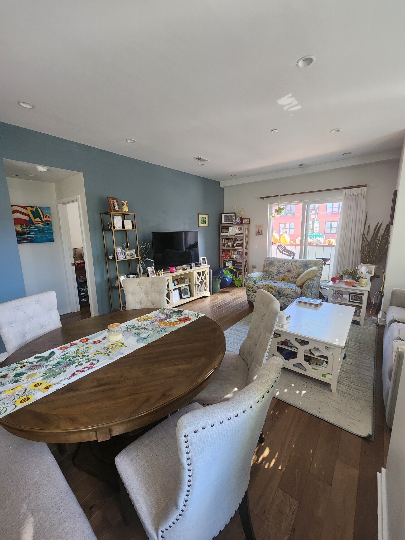 Building Photo - 1500 N American St