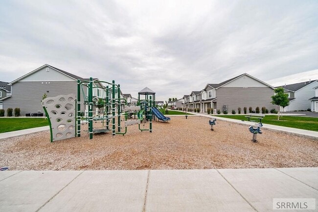 Building Photo - 651 S 2400 W