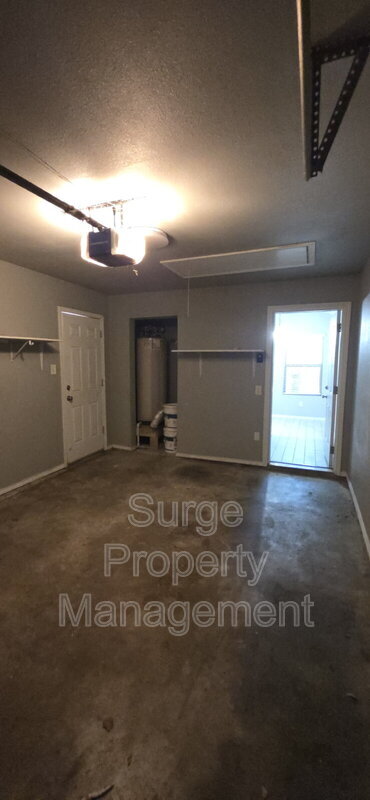 Building Photo - 9108 Lanham St