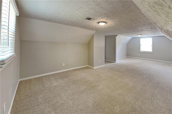Building Photo - 3681 Bittercreek Way SW