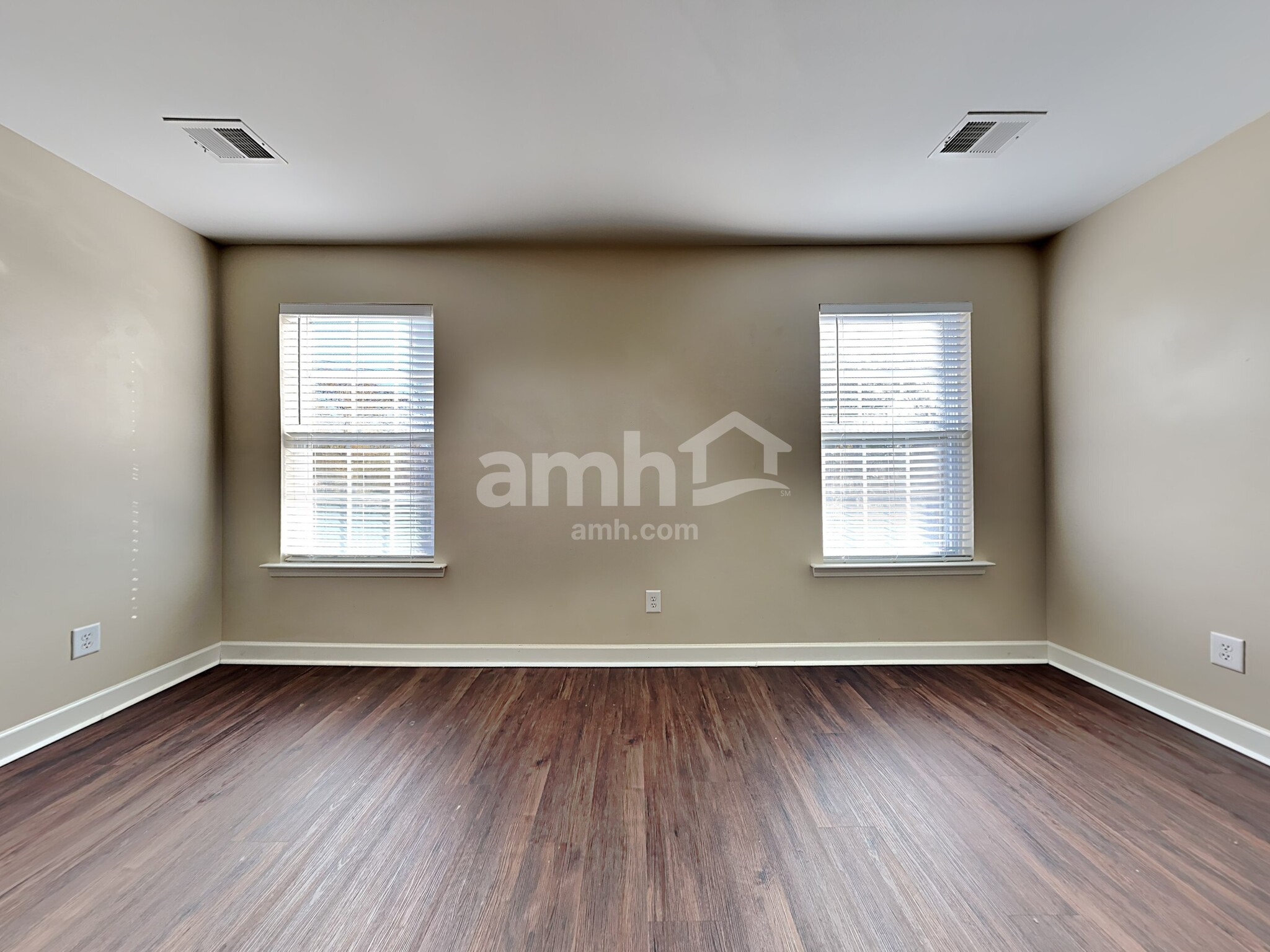 Building Photo - 3048 Adventure Way