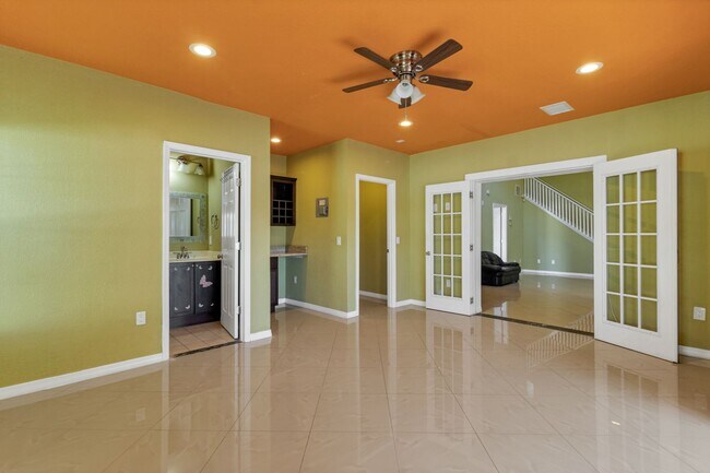 Building Photo - 5604 Florence Harbor Dr