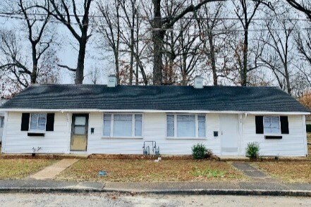 Primary Photo - 626 California Ct