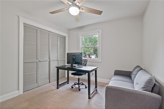 Building Photo - 3865 Vic-Ar Ct