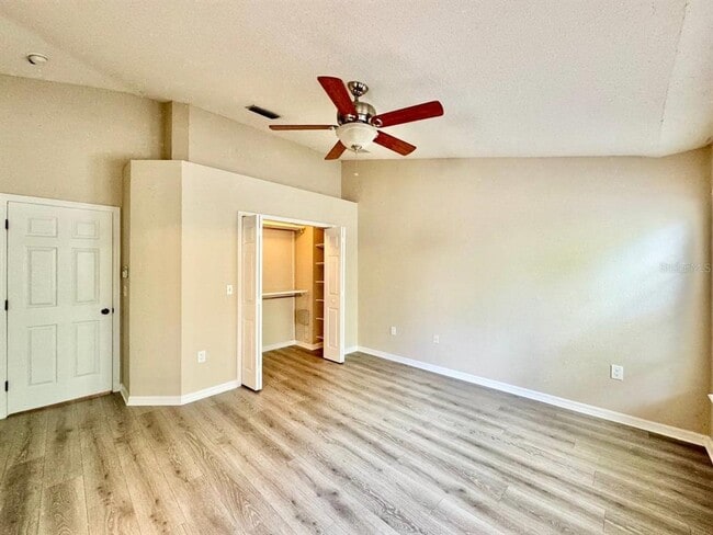 Building Photo - 6713 Breezy Palm Dr