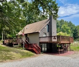Building Photo - Unique 4 Bedroom Home on Dead-End Road w/ 6 Acres