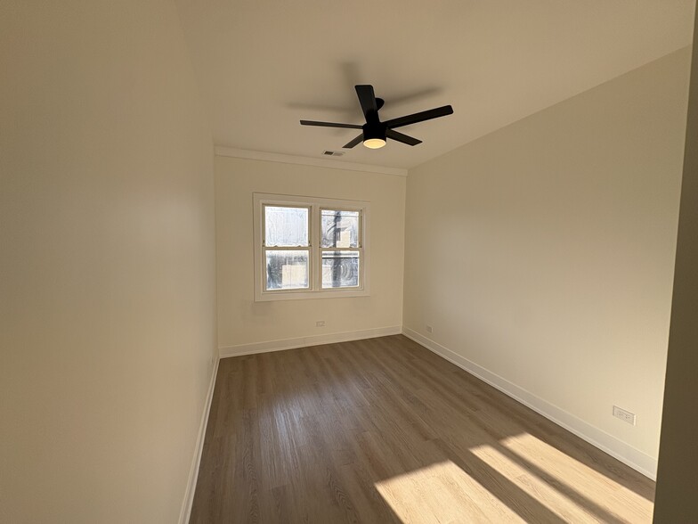 Bedroom 2 - 1635 N Kedzie Ave