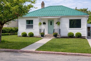 Building Photo - 3855 Nordin Ave