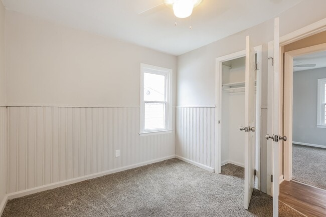 Building Photo - 312 De Villen Ave