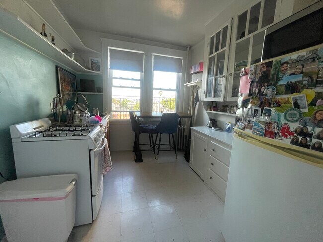 Building Photo - 1677 Commonwealth Ave