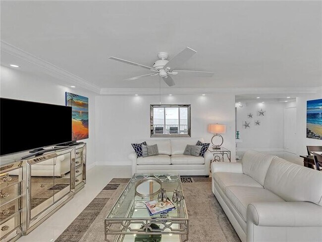 Building Photo - 4280 Galt Ocean Dr