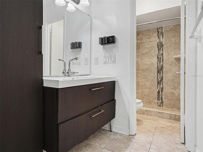 Building Photo - 7102 Harbor Heights Cir