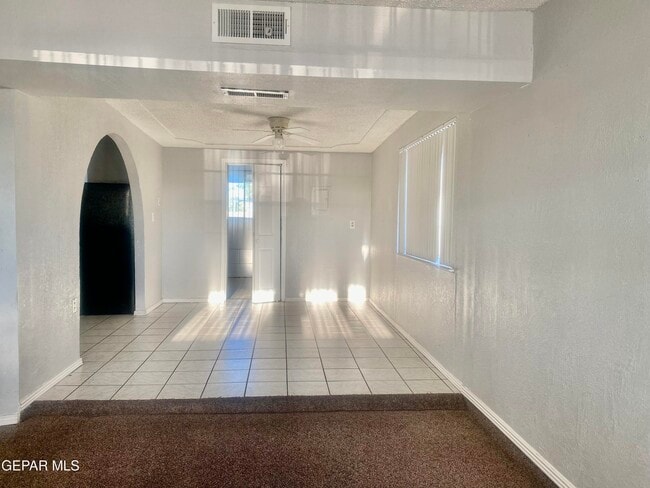 Building Photo - 8210 Marfil Dr