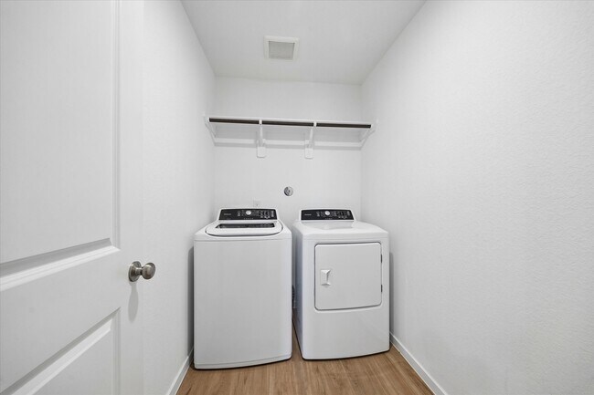 Building Photo - 21583 Casavatore Dr