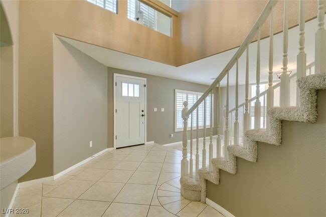 Building Photo - 685 Lynmar Ct