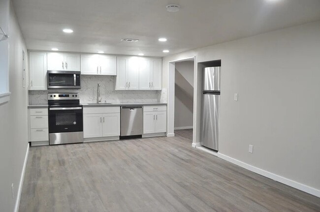 Building Photo - 22917 76th Ave W