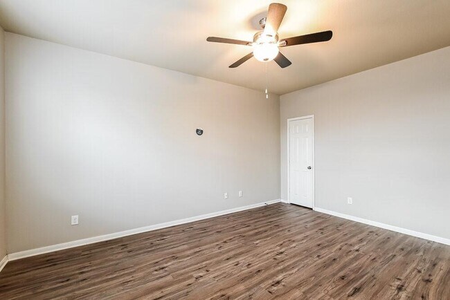 Building Photo - 3351 Allington Ct