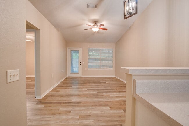 Building Photo - Price Drop!! -Adorable Updated 2BR Cottage...