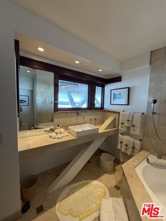 Building Photo - 24000 Malibu Rd