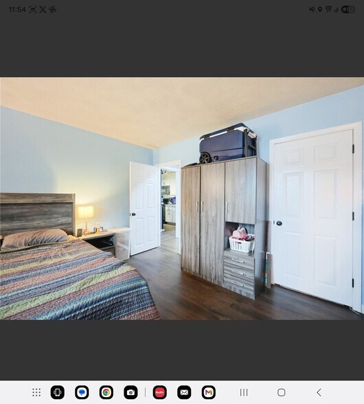 Building Photo - 200 Manville Hill Rd