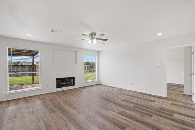 Building Photo - 6727 Shelby Oaks Dr