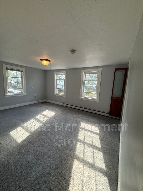 Building Photo - 53.5 S Spring St