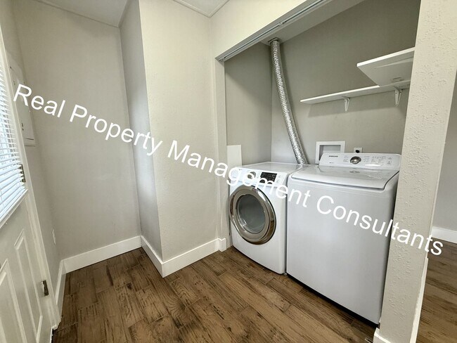 Building Photo - Updated 3-Bedroom Warrensburg Home with Modern Features and Outdoor Oasis!