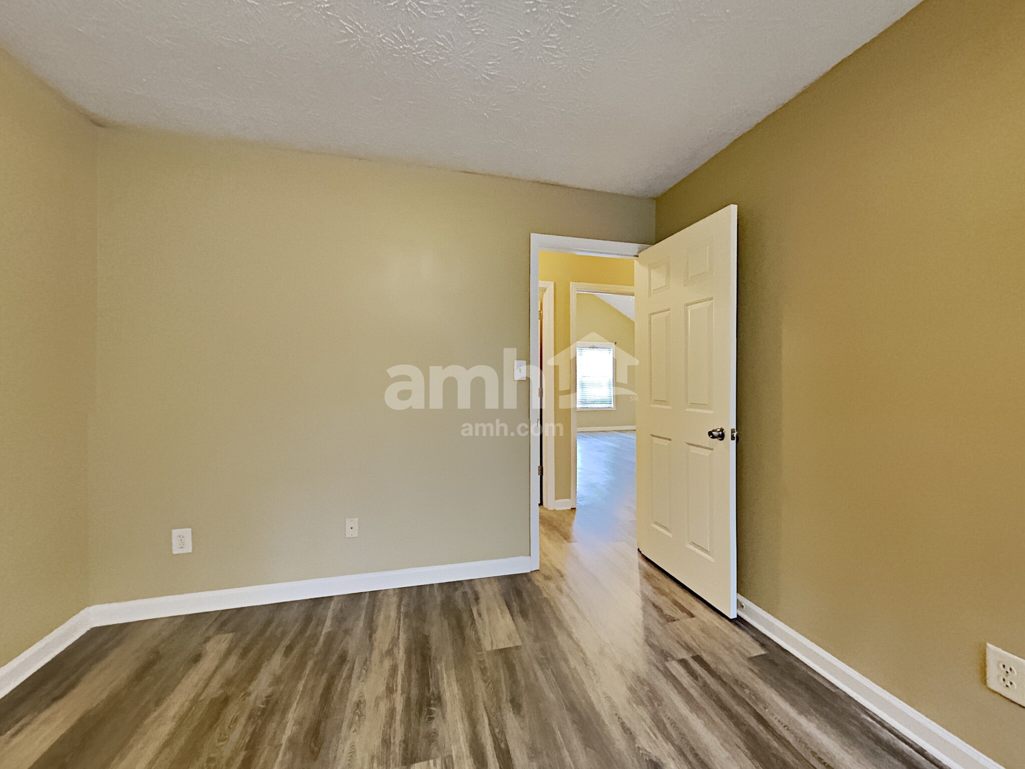 Building Photo - 3174 Baymount Way