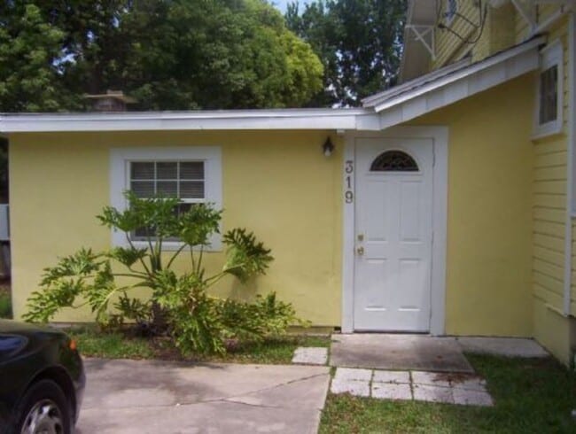 Primary Photo - Cute Studio