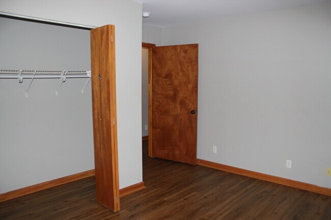 Rear bedroom - 5857 Highway 161