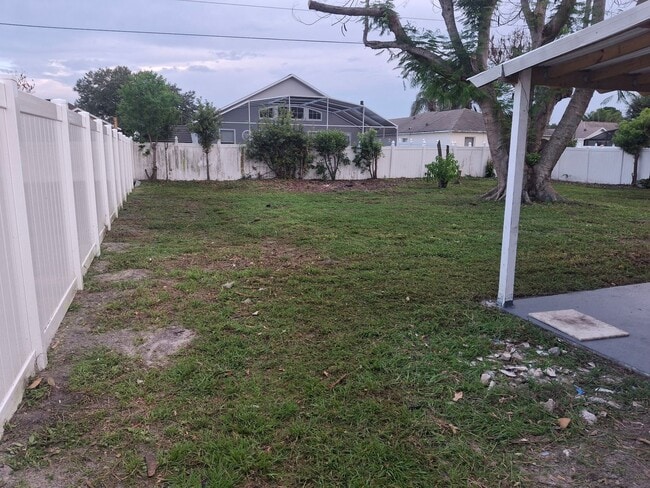 Building Photo - BUENAVENTURA LAKES - 2 BEDROOM, 2 BATHROOM HOUSE