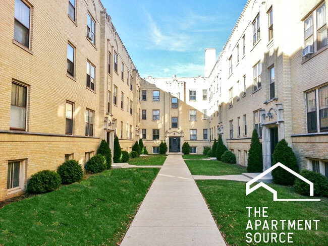 Building Photo - 4606 N Winchester Ave