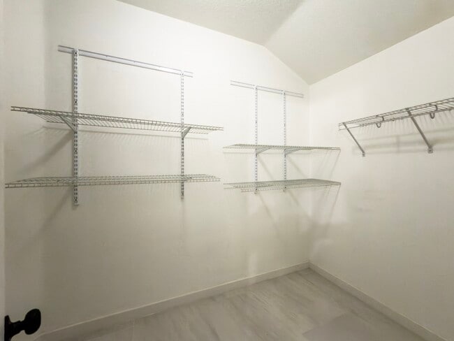 Building Photo - 2243 Rocky Hollow Ln