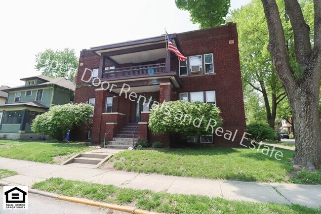 Primary Photo - 1102 Rockhill St