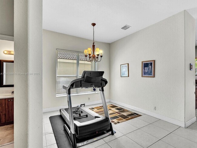 Building Photo - 3844 SW 53rd St