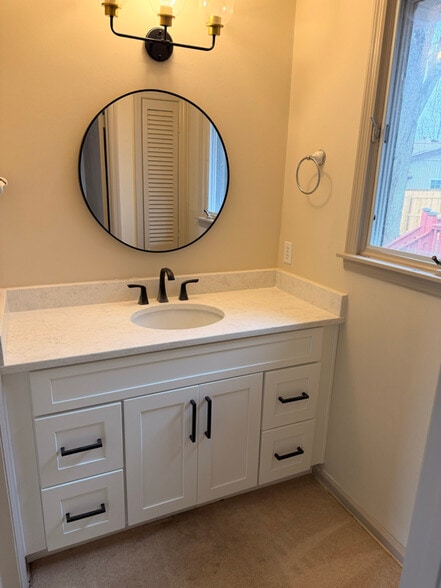 Building Photo - 142 Allen Dr