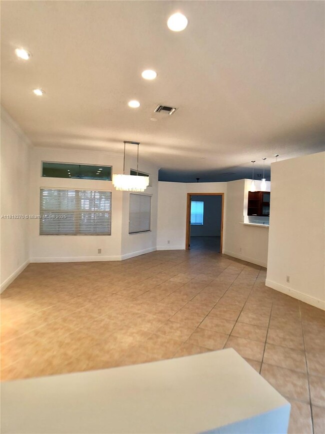 Building Photo - 1138 Croton Ct